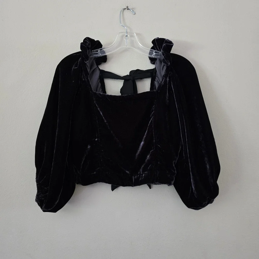 Free People Black Velvet Puff Sleeve Open Back Tie Bow Crop Top Size Medium